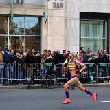 Shalane Flanagan running the Boston Marathon in 2013