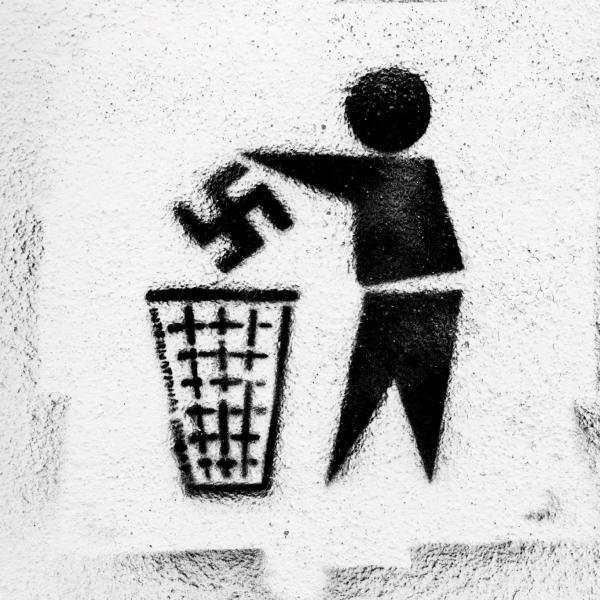 anti-swastika graffiti
