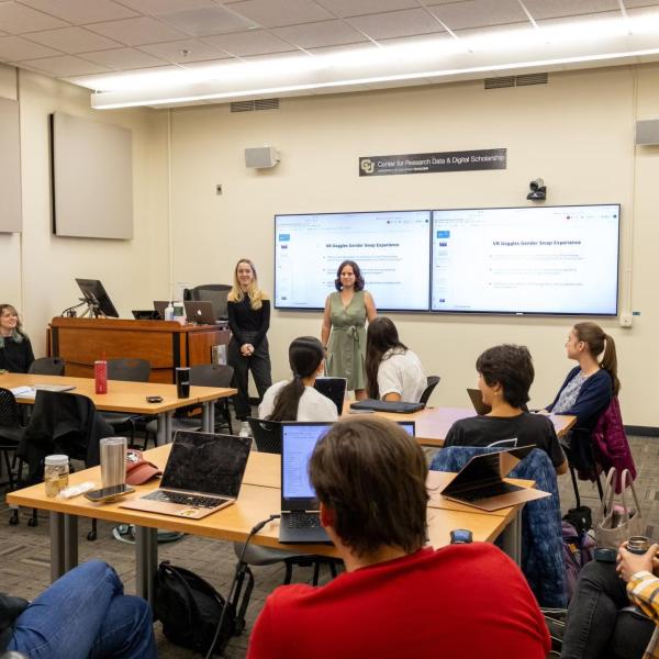 group engaging in the Center for Research Data & Digital Scholarship