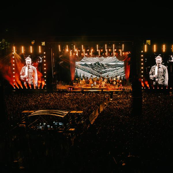 Tyler Childers performing at Folsom