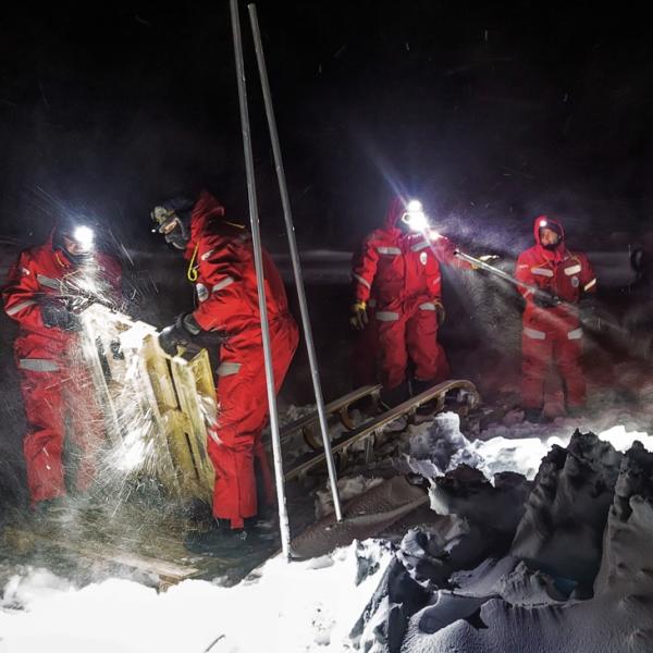 An Arctic ice storm affects the RV Polarstern
