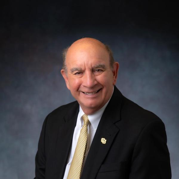 Chancellor Philip DiStefano