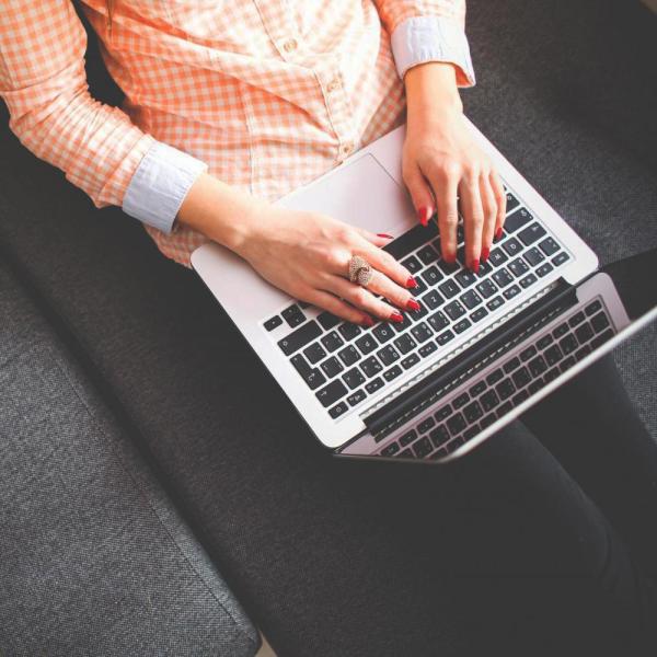 Business woman on laptop