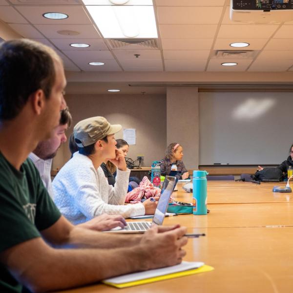 Graduate student workshop with Leslie Blood