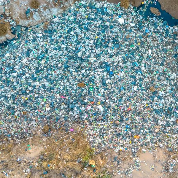 plastic pollution in the ocean