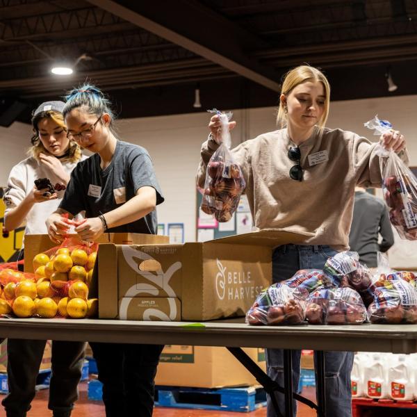 Students volunteering in the campus Mobile Food Pantry
