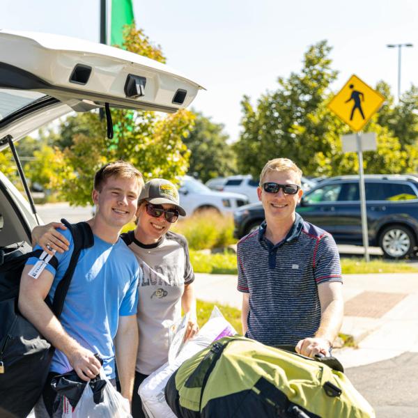 parents helping their student move out of a residence hall
