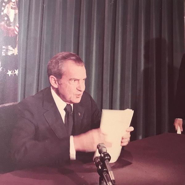 White House Deputy Special Assistant Alvin Snyder with President Richard Nixon before his resignation speech in 1974