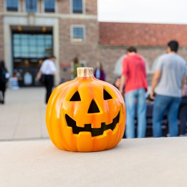 jack-o-lantern at the Pumpkin Palooza on campus
