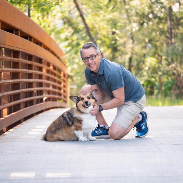 Scott Adler and his corgi