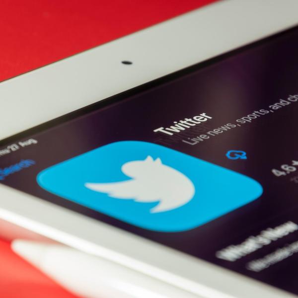 Smartphone screen showing Twitter logo