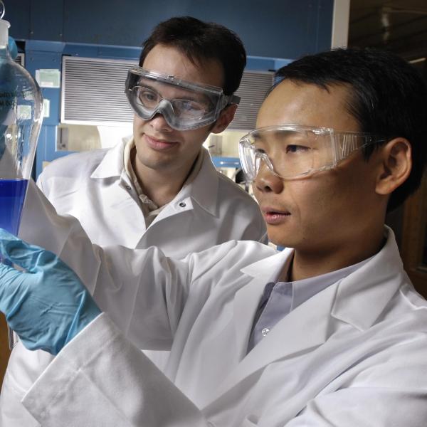 hubert yin in the lab