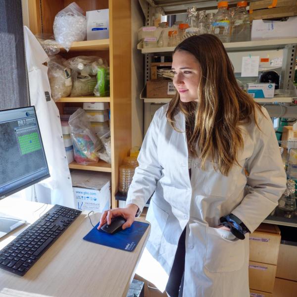 Marina Nieto-Caballero assesses the infectious potential of airborne murine coronavirus using computer aided microscopy