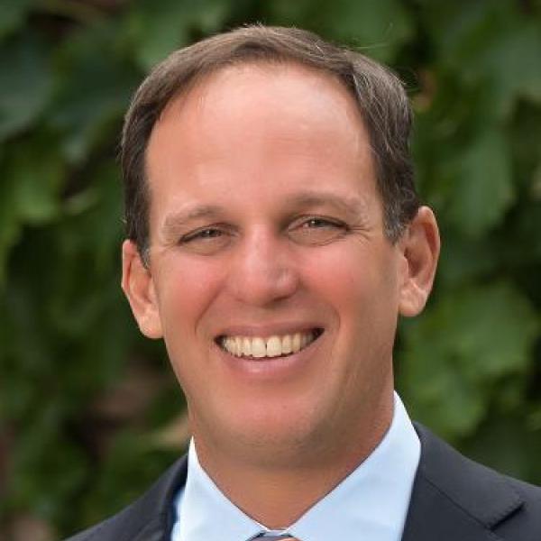Headshot of Jeffrey York.
