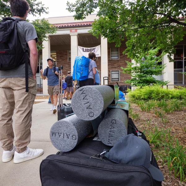 Scenes from move-in 2022