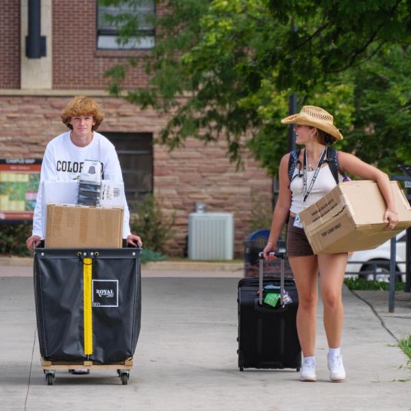 Scenes from move-in 2022
