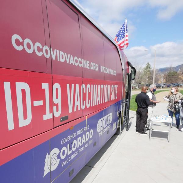 A mobile COVID-19 vaccination bus is parked at the Williams Village residence complex at CU Boulder. (Photo by Casey A. Cass/University of Colorado)