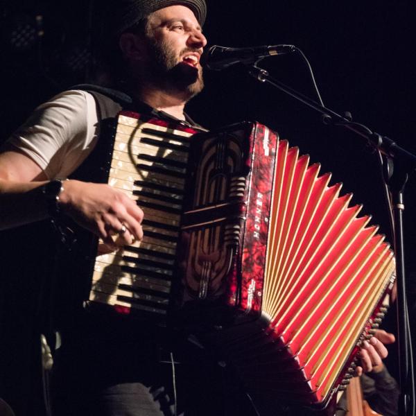 Daniel Kahn & The Painted Bird perform at the Old Main Chapel. The show was sponsored by the Jewish Studies Program among other groups. Photo by Glenn Asakawa.