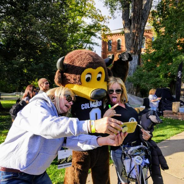 Tailgating during Family Weekend 2017