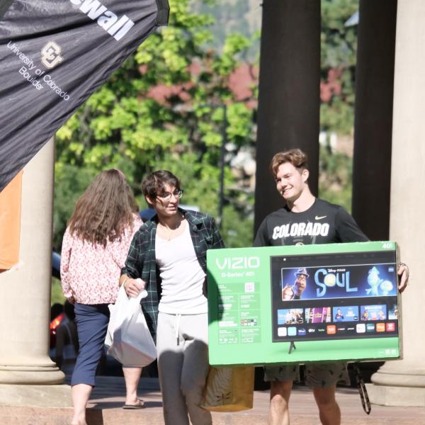 Scenes from move-in 2022