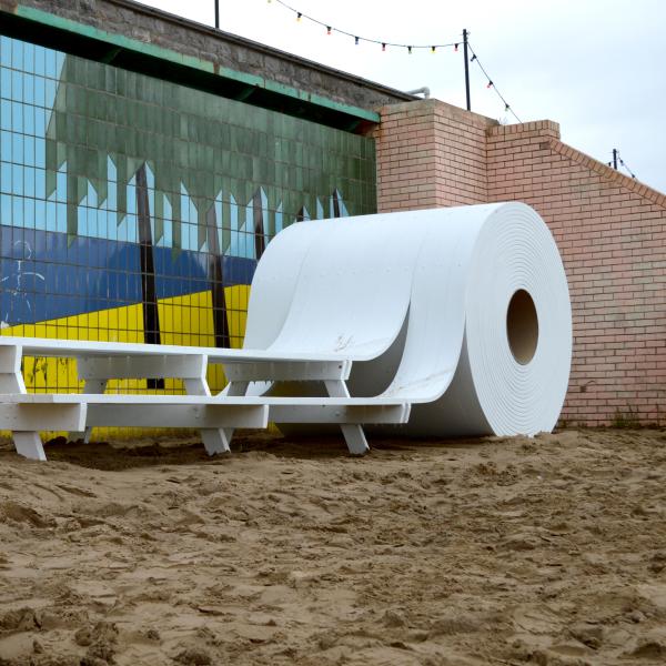 Giant toilet-paper-roll picnic table