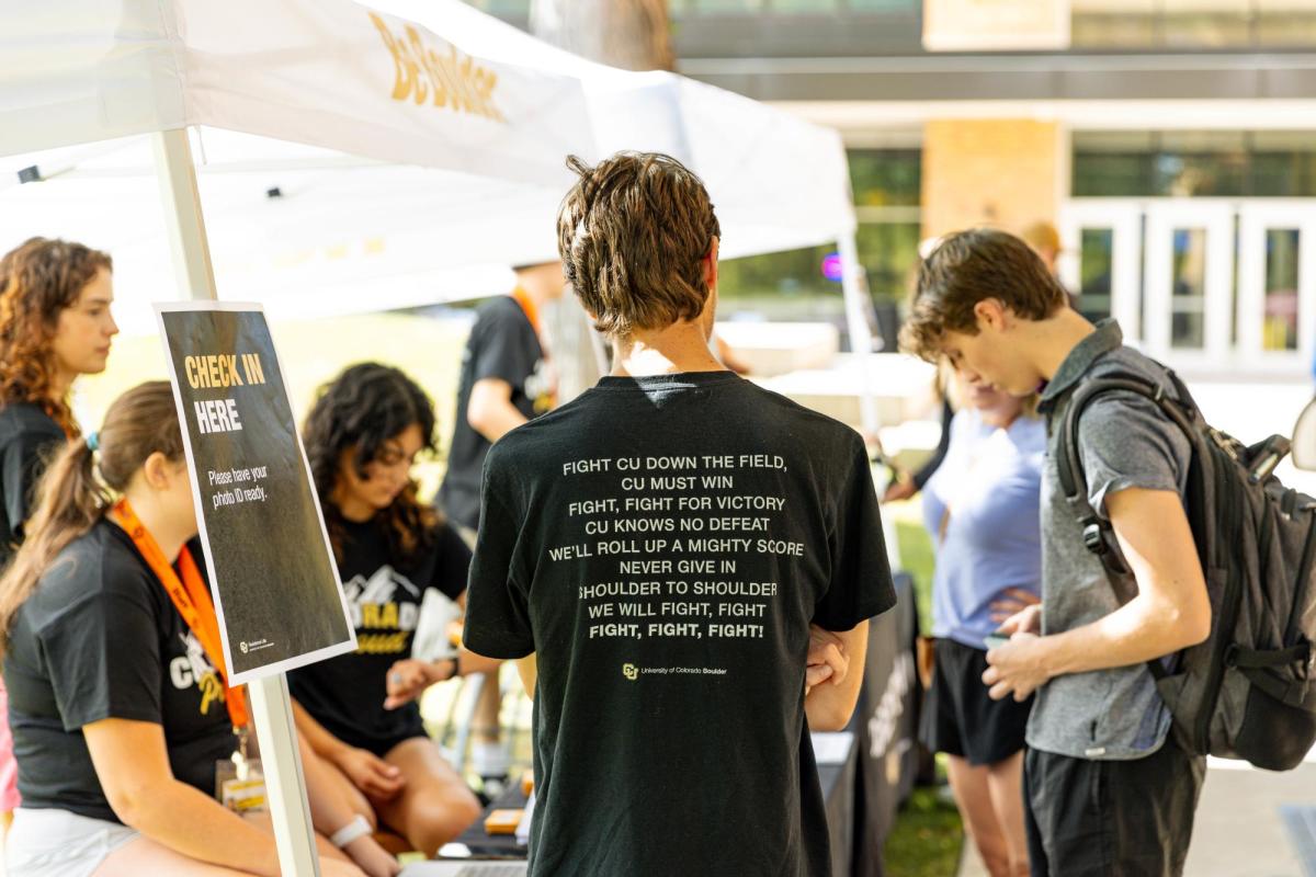 Volunteers during move-in