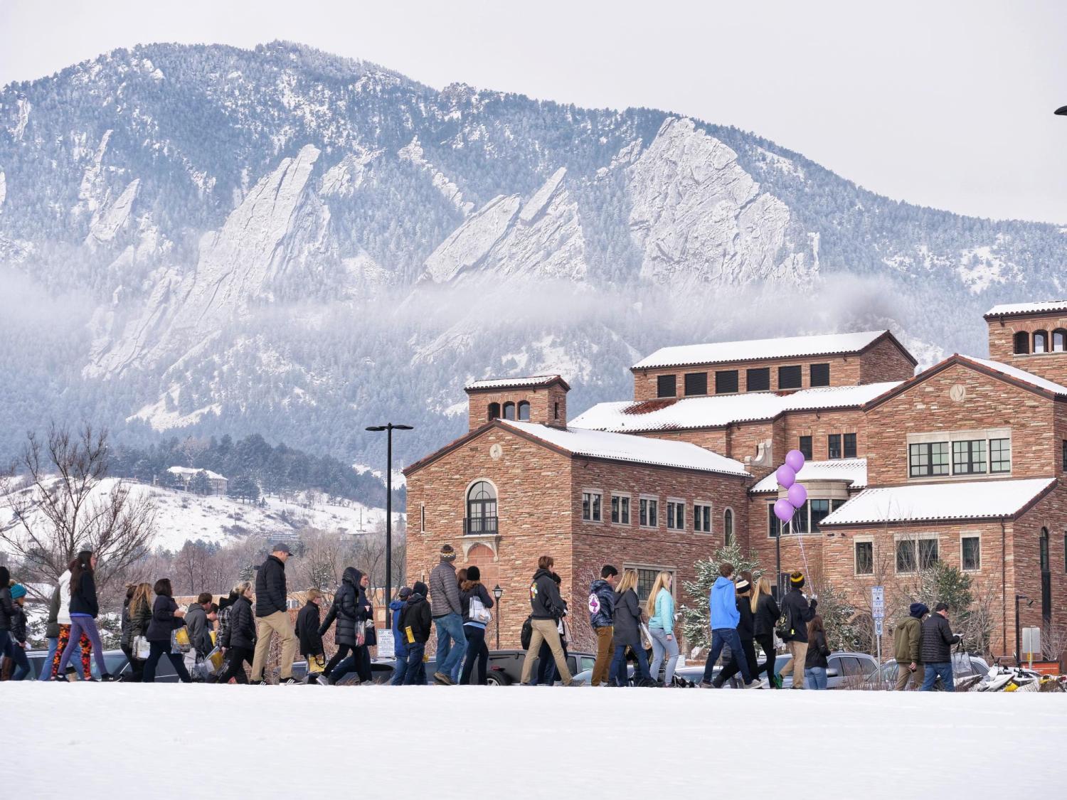 Prospective students tour campus on Admitted Student Day. Photo by Glenn Asakawa.