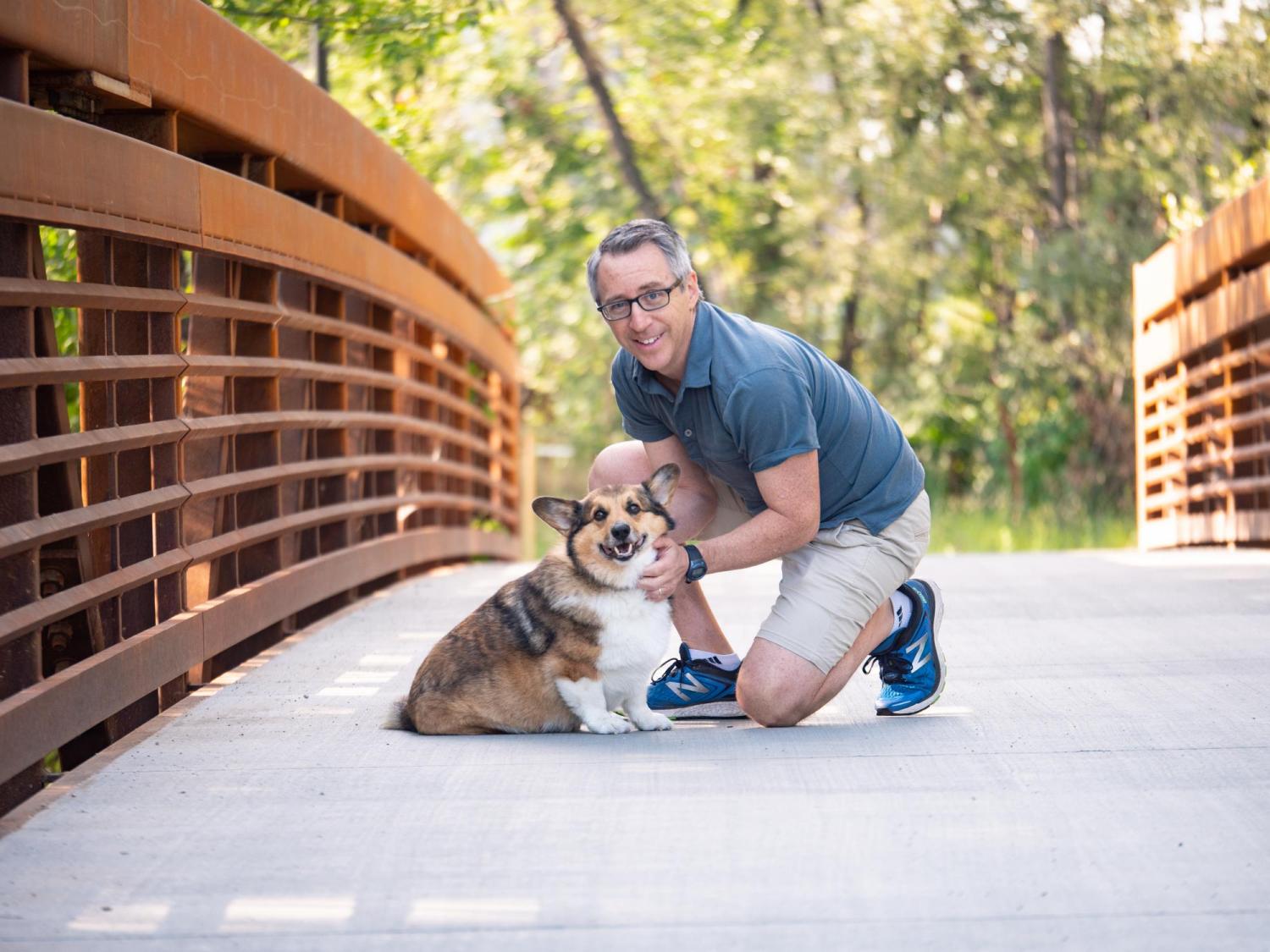 Scott Adler and his corgi