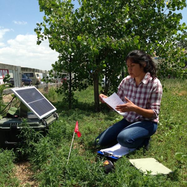 Jenny Nakai using seismometers near Greeley, Colorado