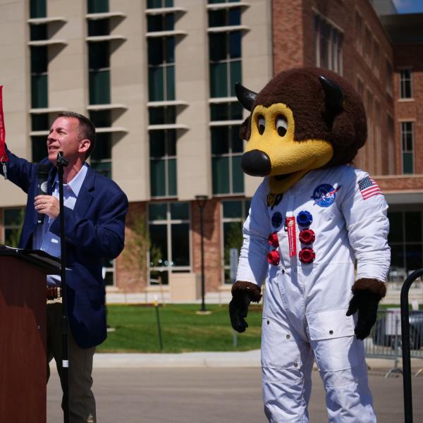 Bobby Braun, dean of the College of Engineering, speaks during a ribbon-cutting ceremony at the new Aerospace Engineering Sciences Building at CU Boulder. (Photo by Glenn Asakawa/CU Boulder)