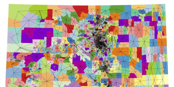 Graphic that pinpoints the hundreds of voting districts in the state, then connects them with lines to form borders. 