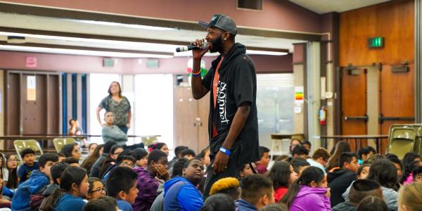 Devon Glover, The Sonnet Man, performing at Gracey Elementary School in Merced, CA