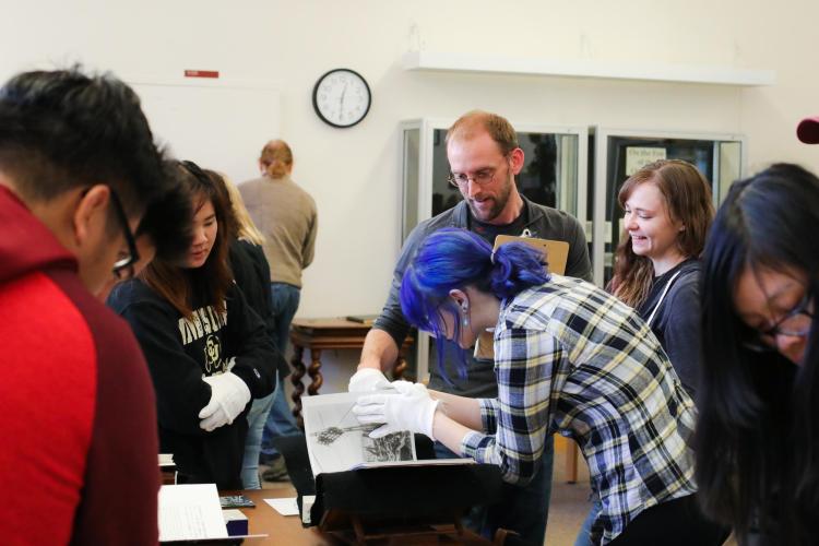 Students explore the Special Collections for class on Japanese literature and culture.