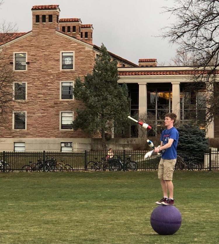 From @mimiloveutile on Instagram | The Buffs vibe