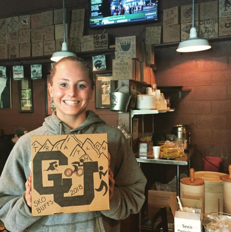 @cutriteam Instagram | Lunch stop at @dreamlandbbq to fuel up for the rest of the drive!