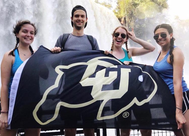@cubouldereducationabroad Instagram | Nothing beats hanging with our fellow Buffs abroad!