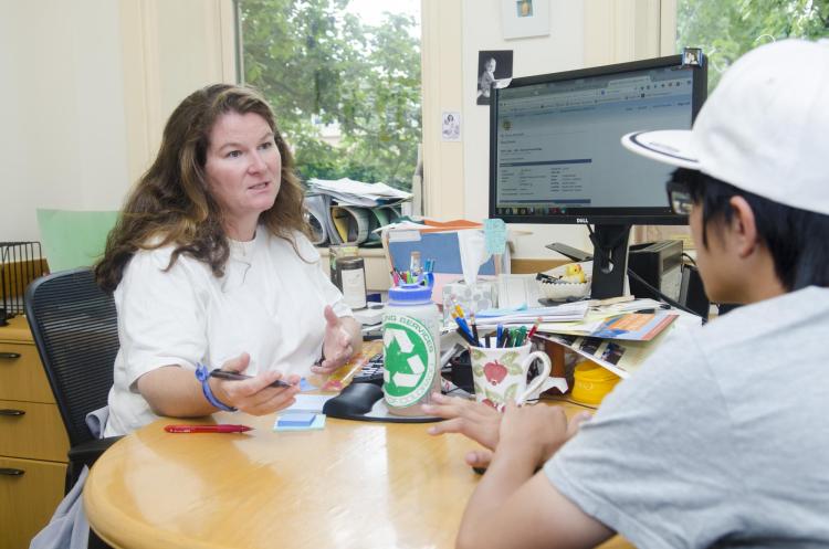 Student meets with academic advisor