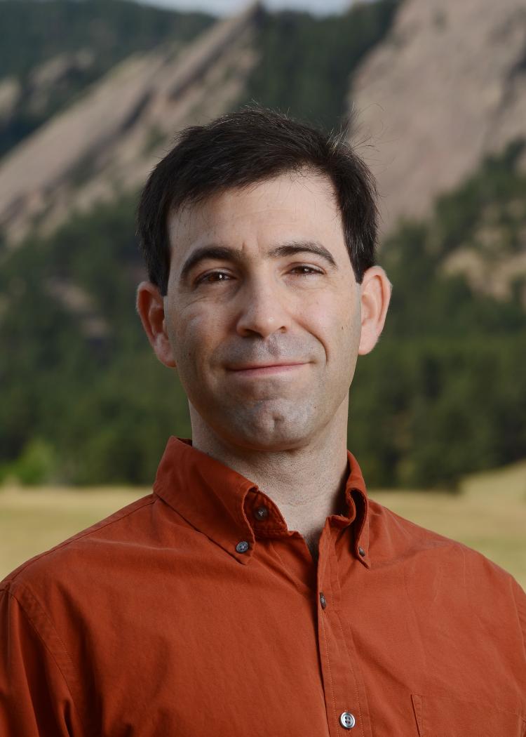 A portrait of Andrew Schwartz.