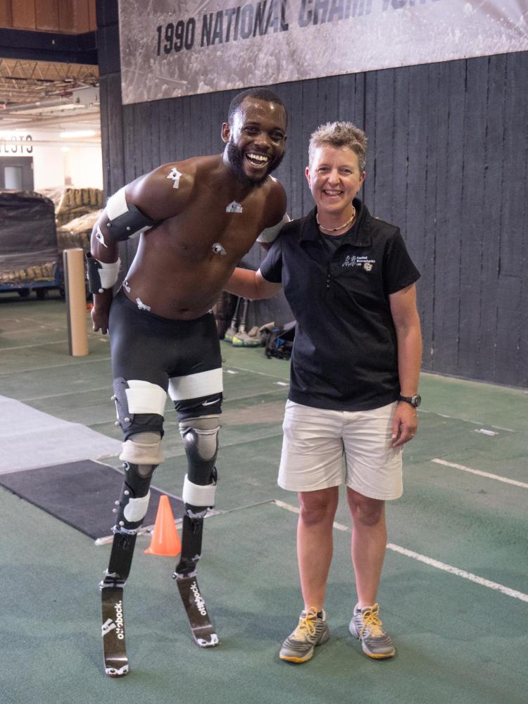Alena Grabowski and Blake Leeper in her lab