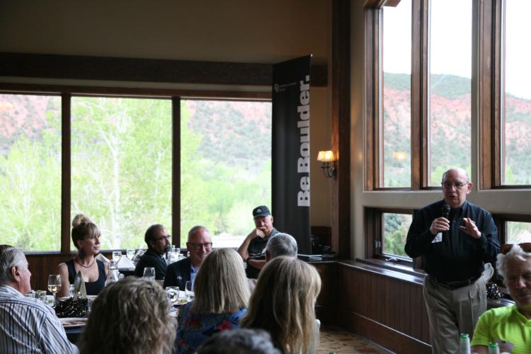 Chancellor speaks at Carbondale during summer tour