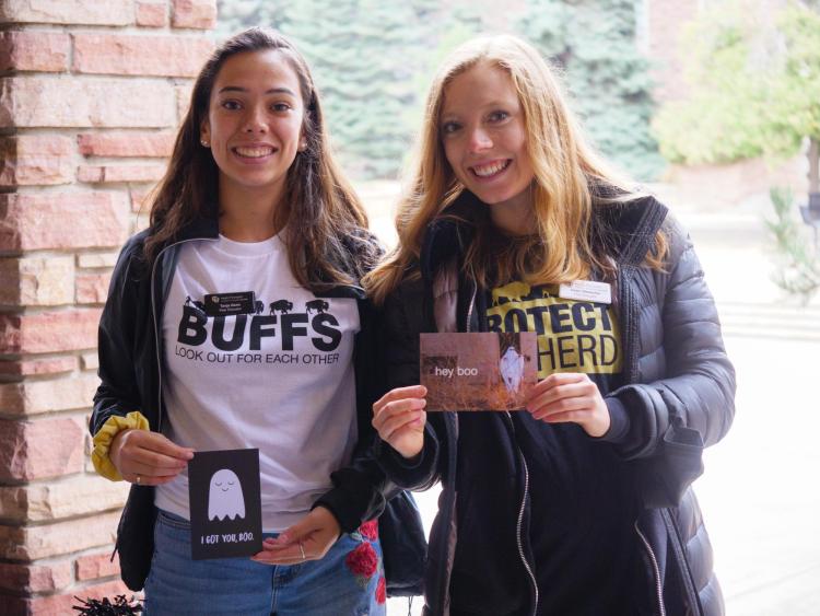 Students pick up Health Hut freebies