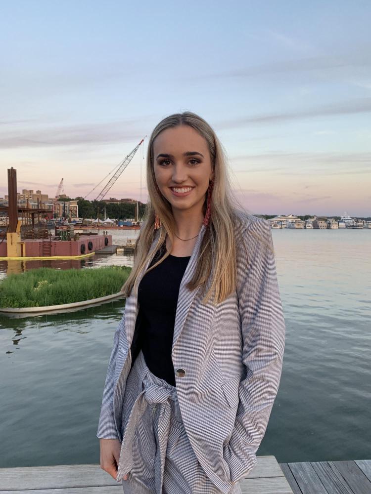 Allie Reuter, Senior Class Council president