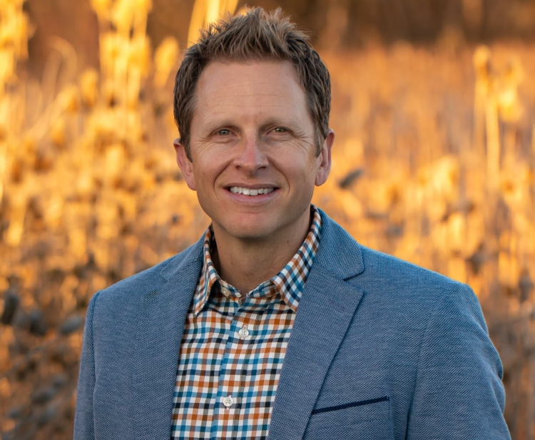 Headshot of Matthew Koschmann