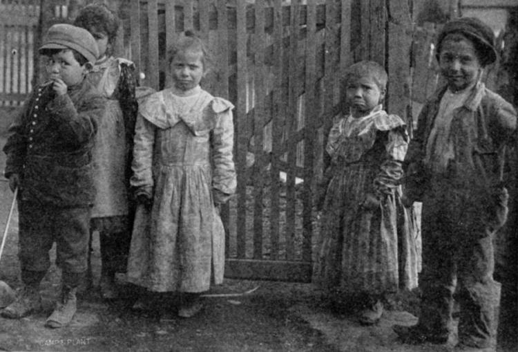 Image of children from the Salt Creek neighborhood of Pueblo around 1906, the area where many Latino workers lived. (Photo courtesy of Steelworks Center of the West, Pueblo. Originally in Camp and Plant, CF&I paper, Vol. 4, No. 11.)