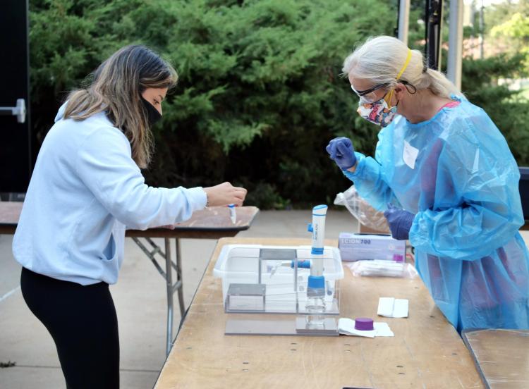 Saliva test on campus