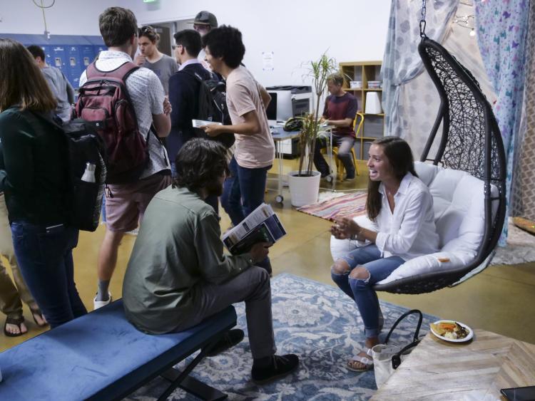 Students talk at the Innovation & Entrepreneurship Campus Kickoff