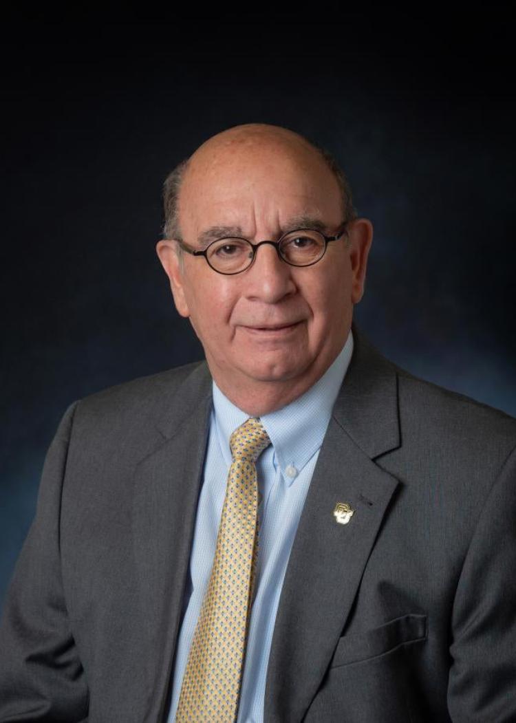 Chancellor Phil DiStefano