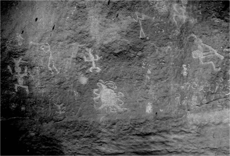 Chaco Canyon petroglyphs