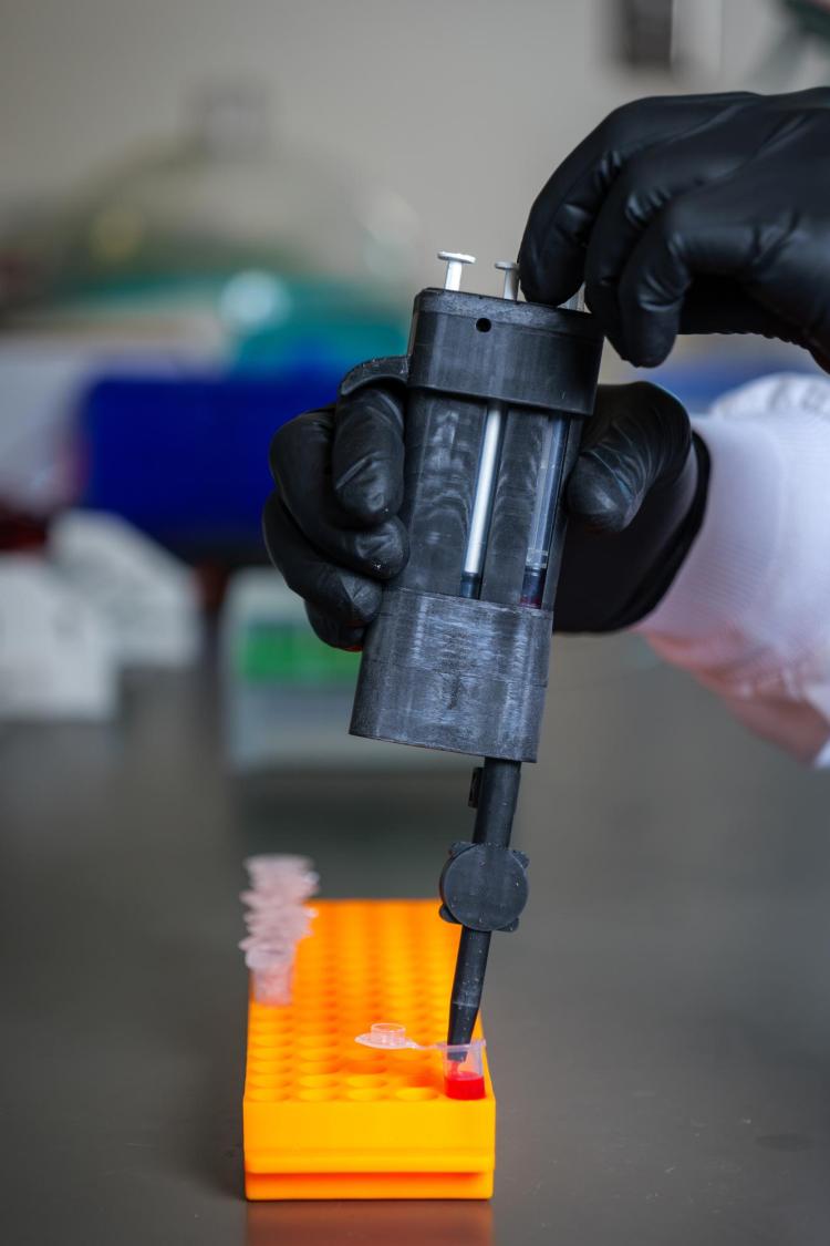 The acoustic pipette