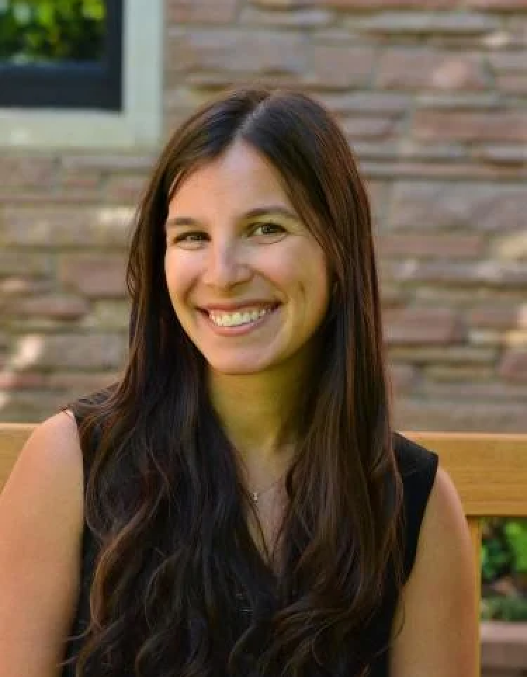 headshot of vanessa santiago schwarz